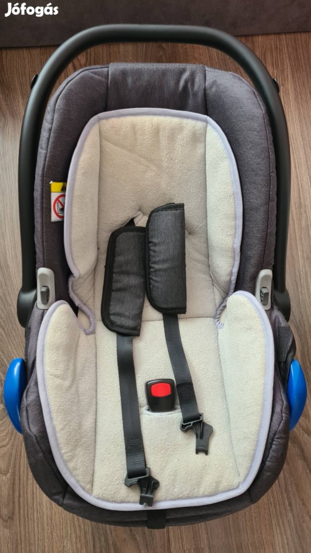 Multifunkciós babakocsi