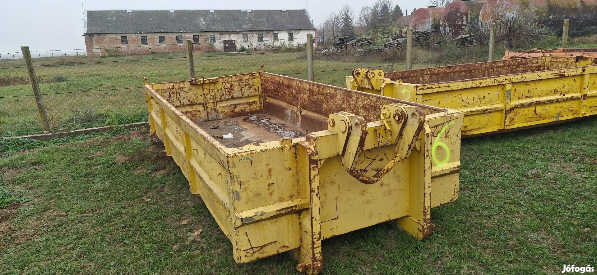 Multiliftes konténer eladó