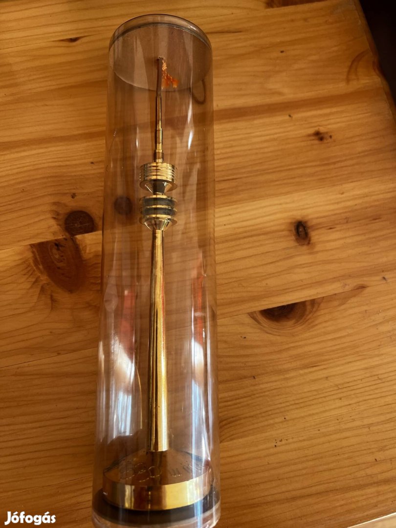 Müncheni Olympia 290 m Torony, dísztárgy