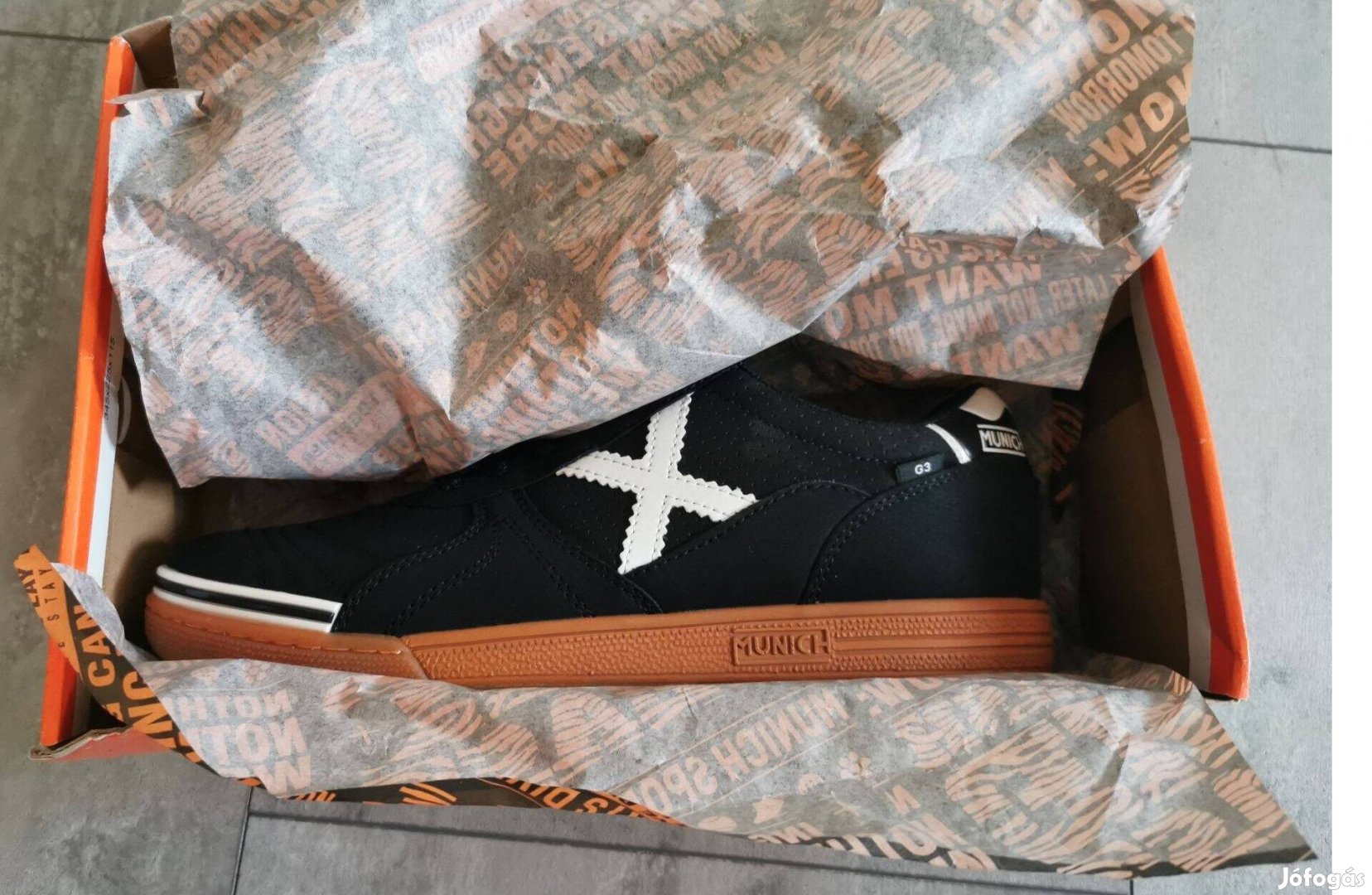Munich G3 Profit futsal cipő 44 es Új! gyári dobozában