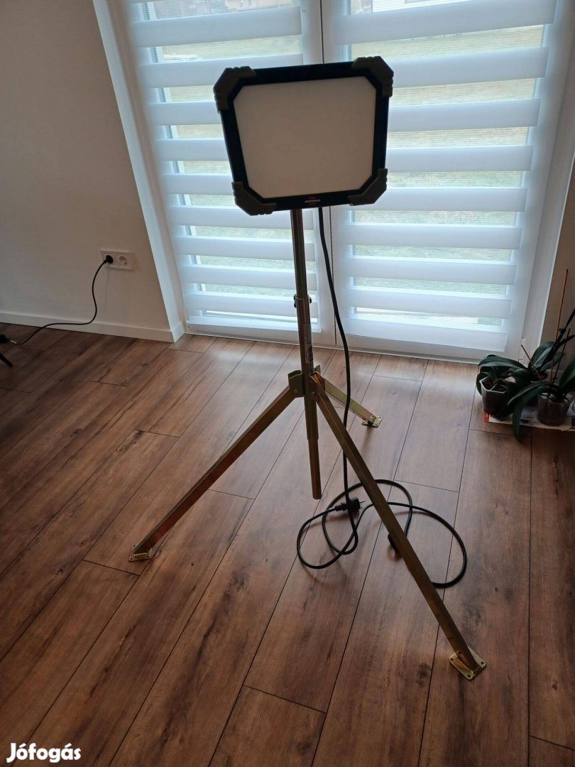 Munkalámpaállólámpa