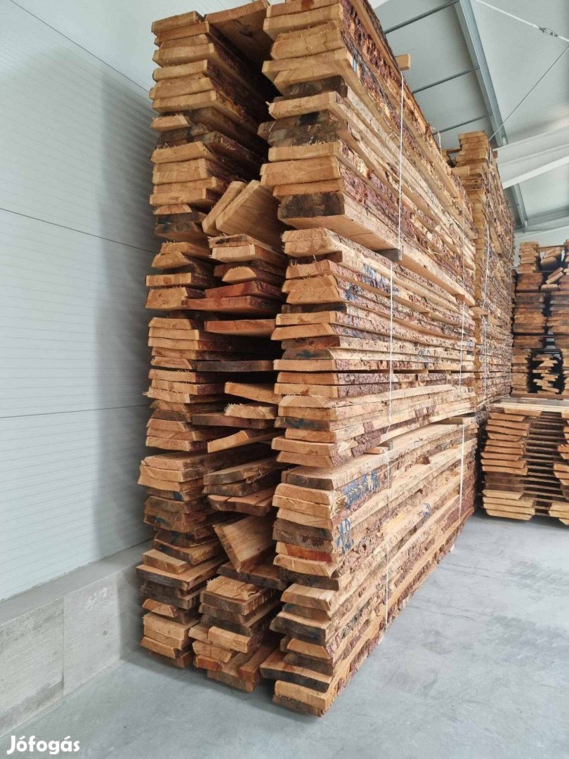 Műszárított szélezetlen vörösfenyő palló, 50 mm 3-4-5 m