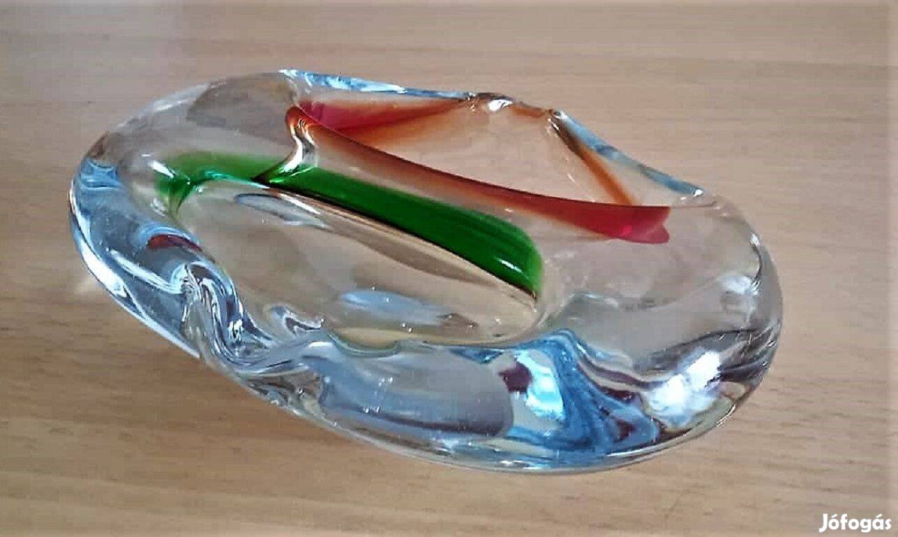 Művészi cseh színezett fújt üveg hamutartó