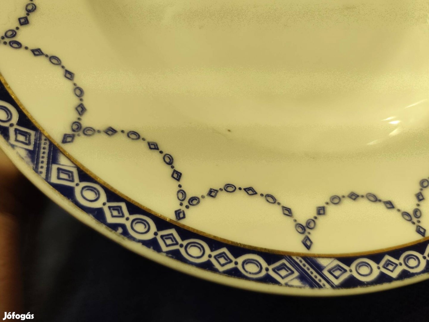 Muzeális, királyi beszállító jelölésű 4 db mélytányér