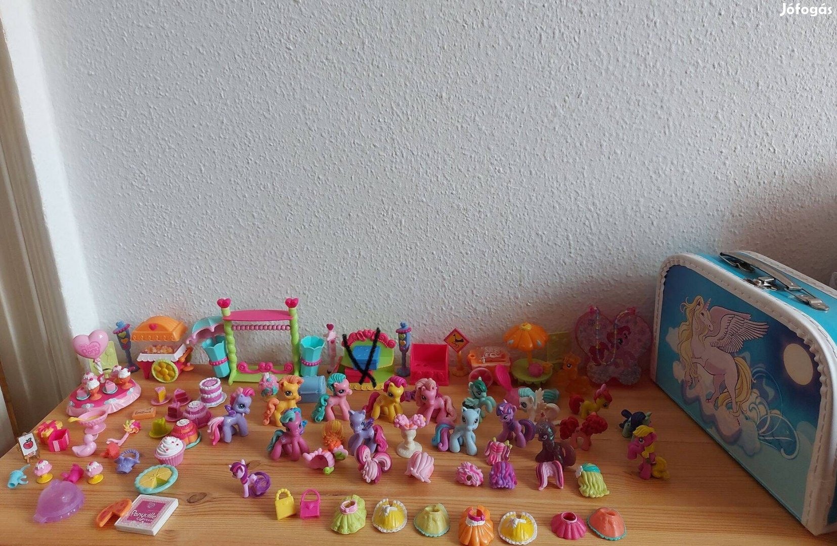 My little pony én kicsi pónim ponyville böröndnyi játék póni