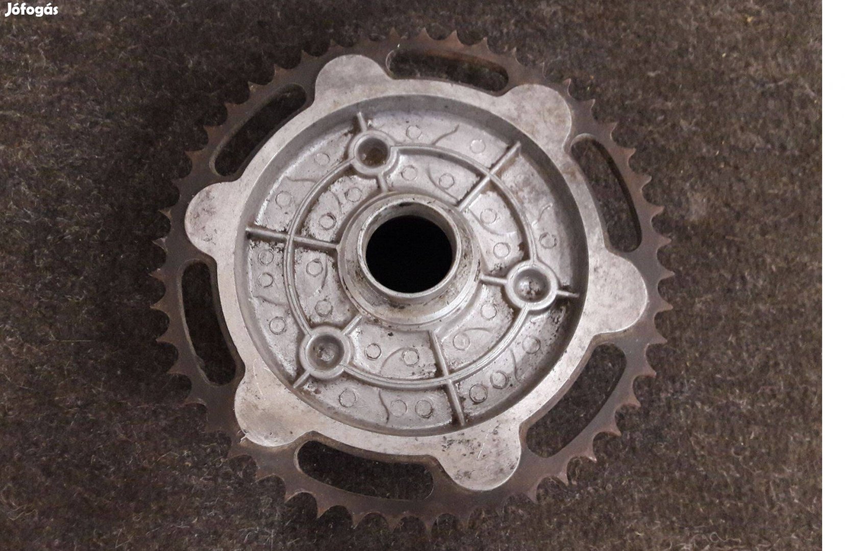 Mz Ts / Es 125 / 150 hátsó nagy lánckerék