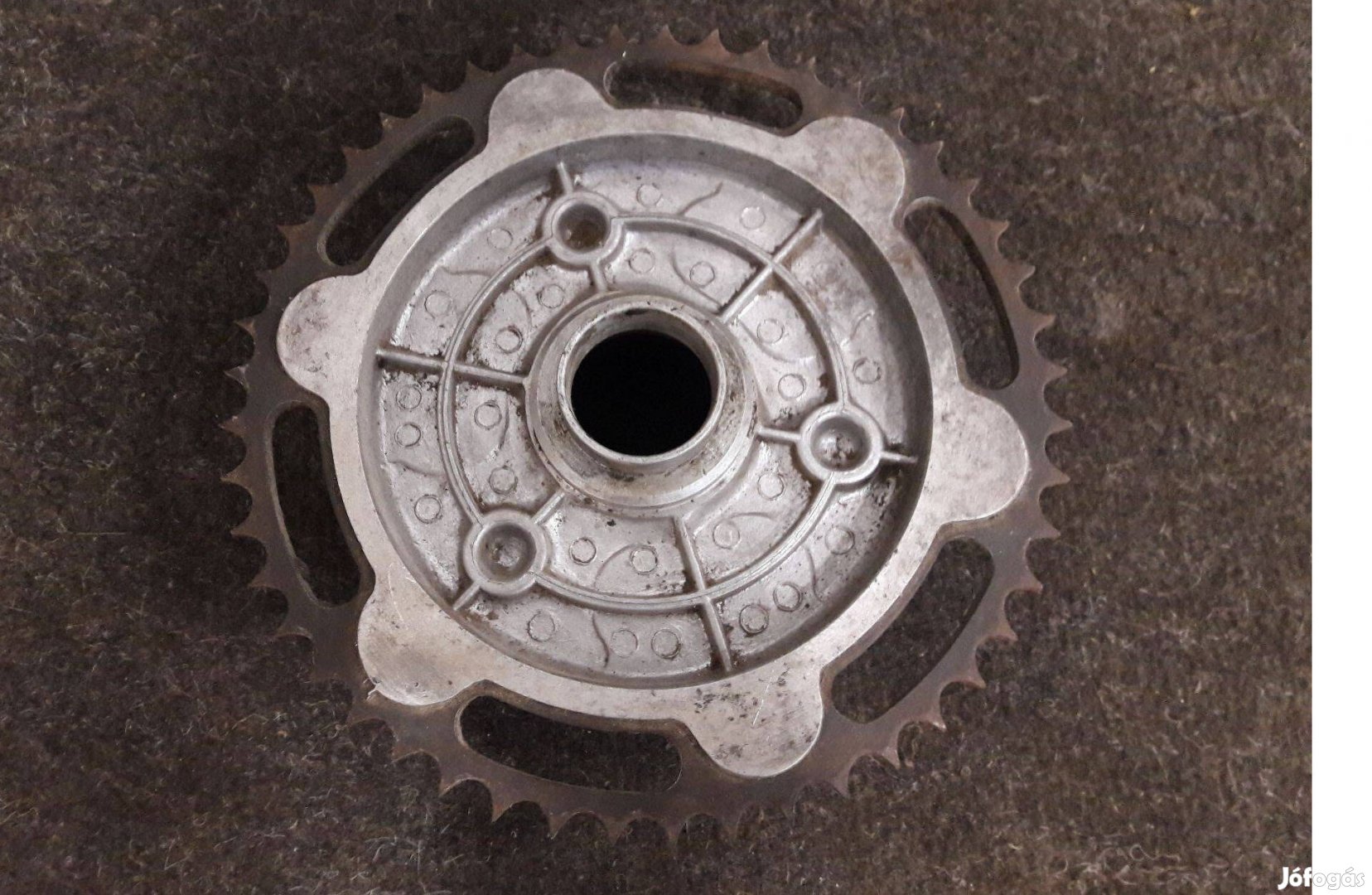 Mz Ts / Es 125 / 150 hátsó nagy lánckerék