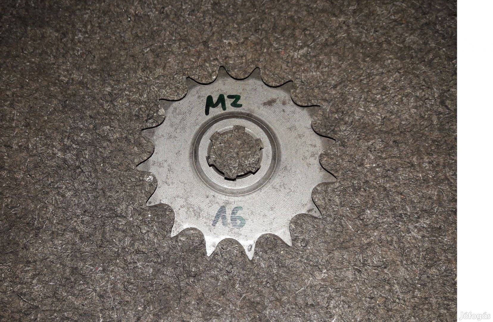 Mz Ts / Es 125 / 150 kis lánckerék z16