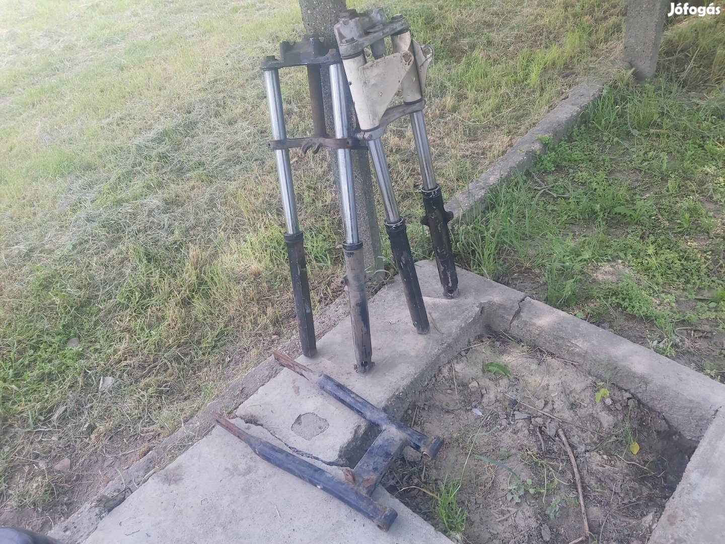 Mz etz 250 hátsó lengővilla eladó