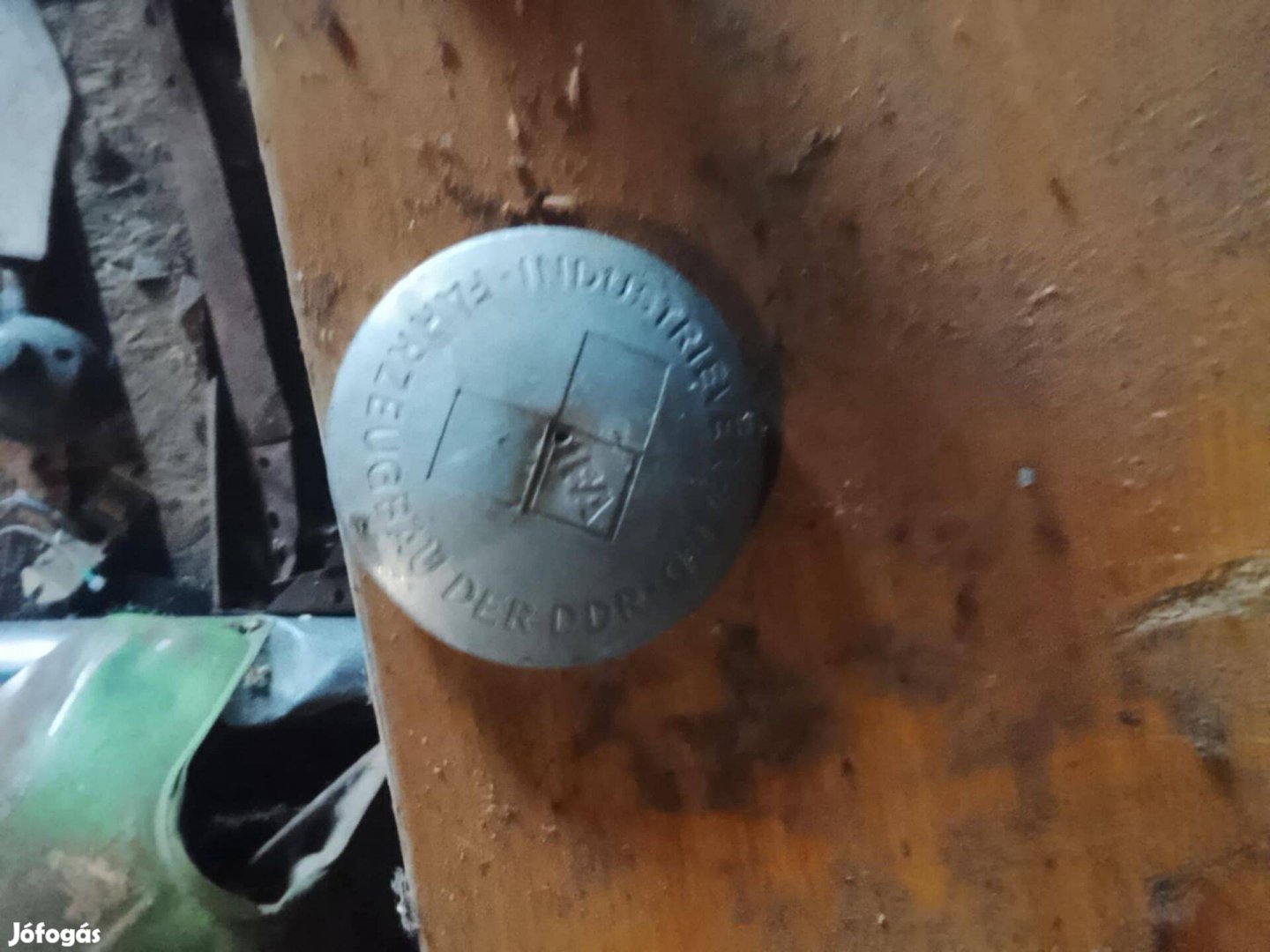 Mz tanksapka Postázom is