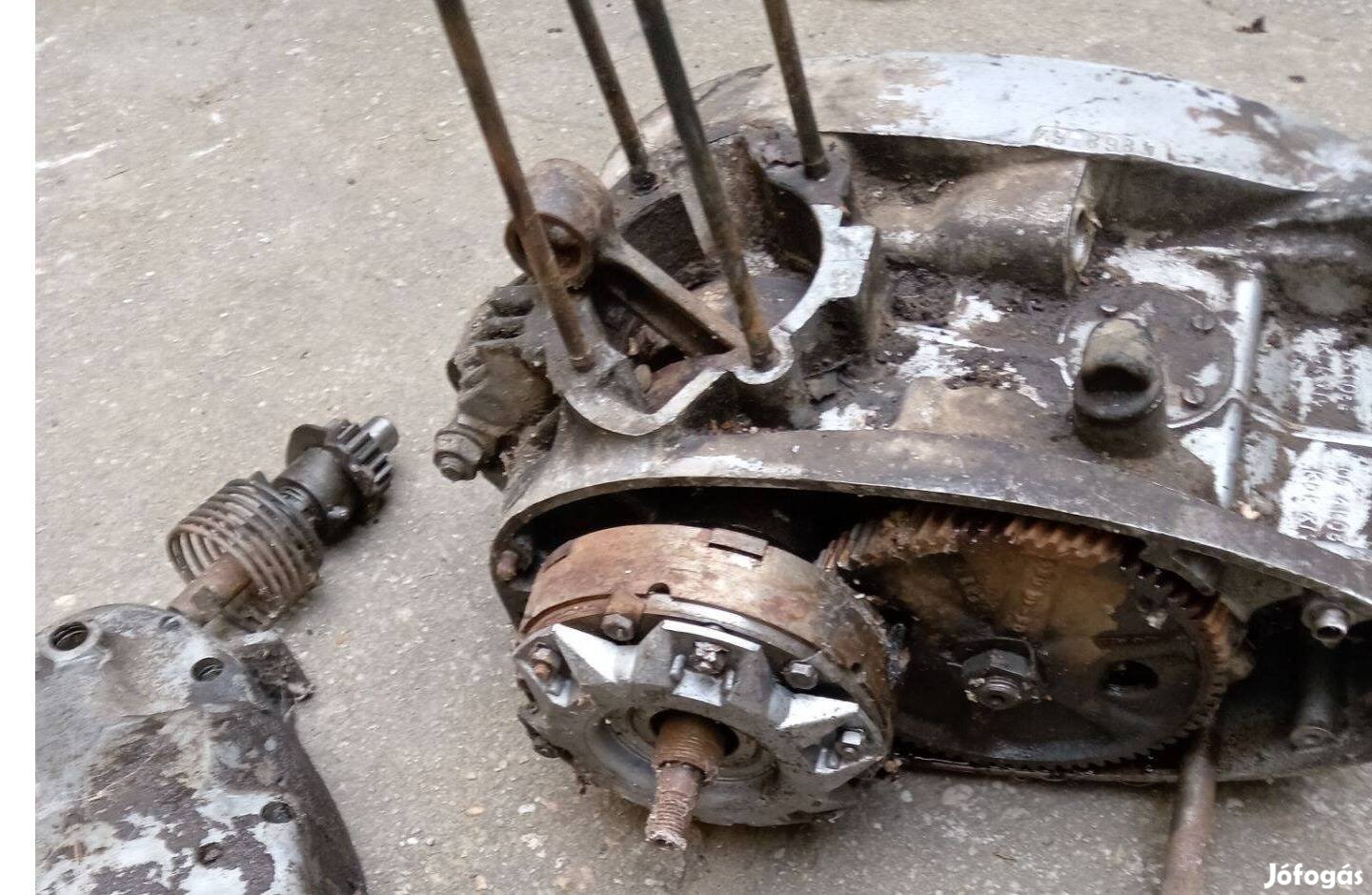 Mz trophy 250 motorblokk hiányos állapotban olcsón eladó