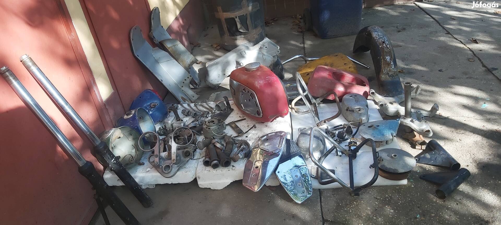 Mz ts 125  hátsó sárvédő eladó