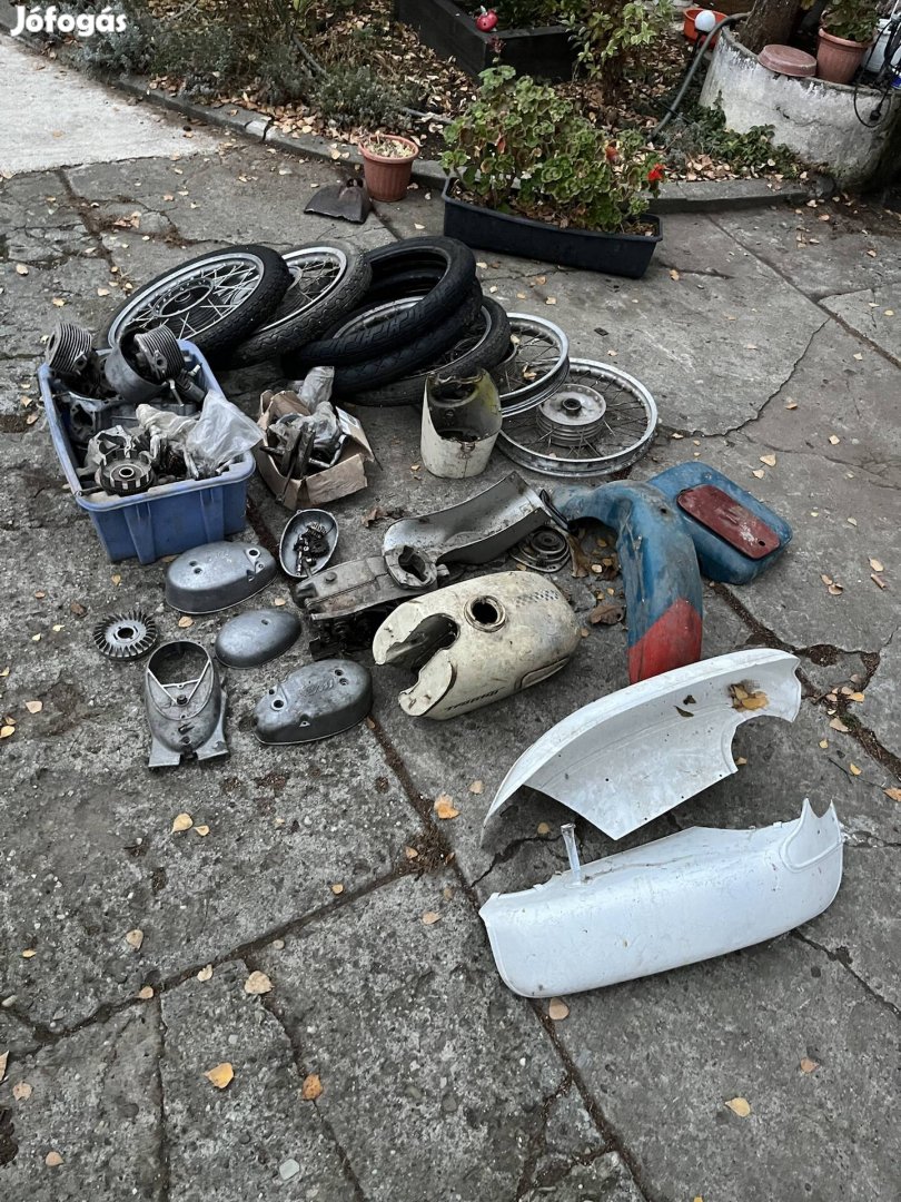 Mz ts trophy 125 150 alkatrészek eladók