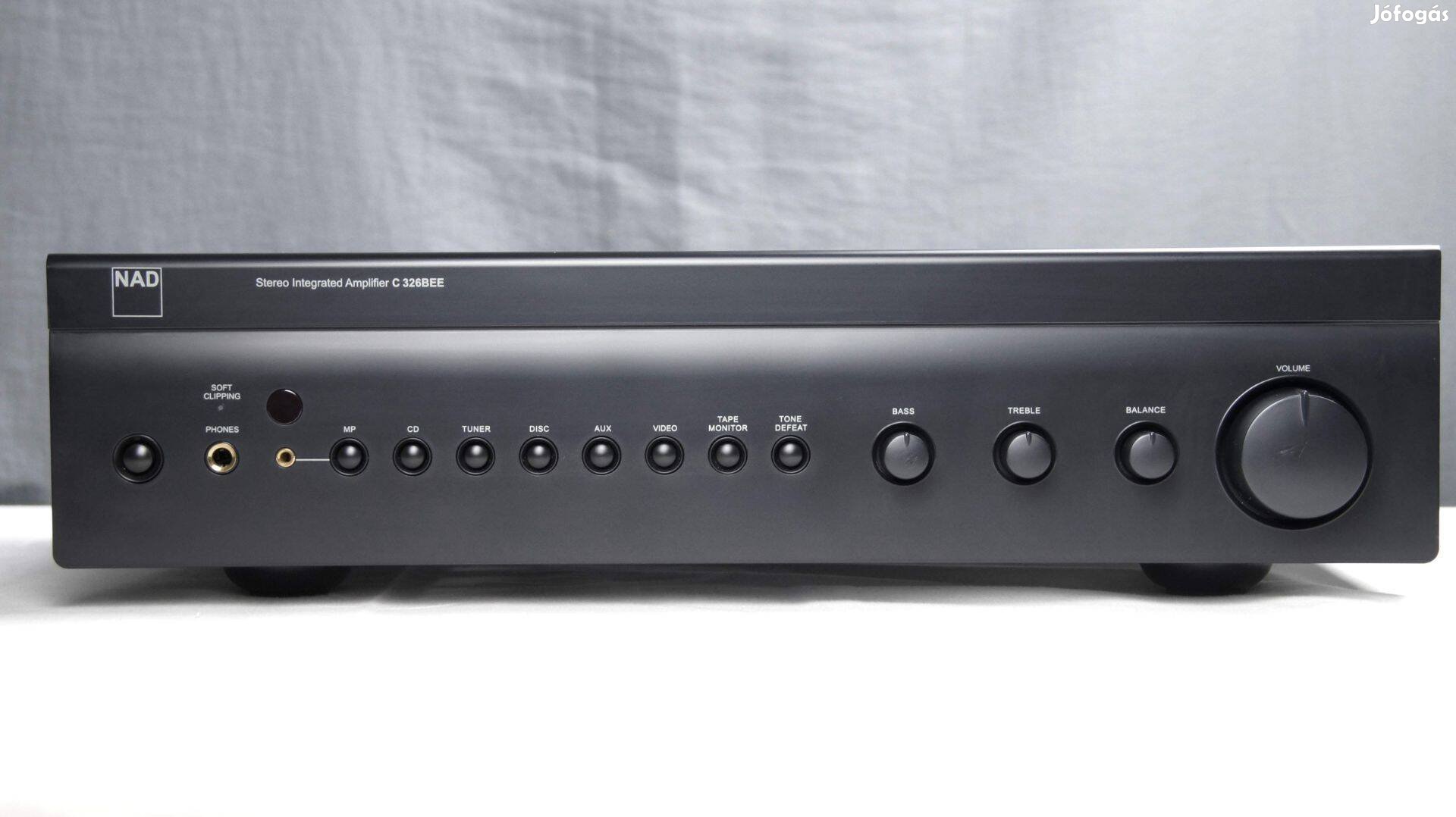 NAD C326BEE (2.2) integrál sztereó erősítő