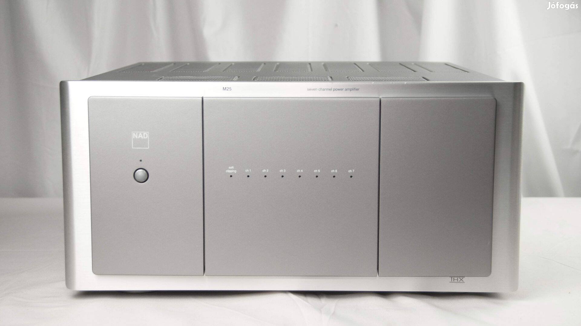 NAD M25 - 7 csatornás végfok