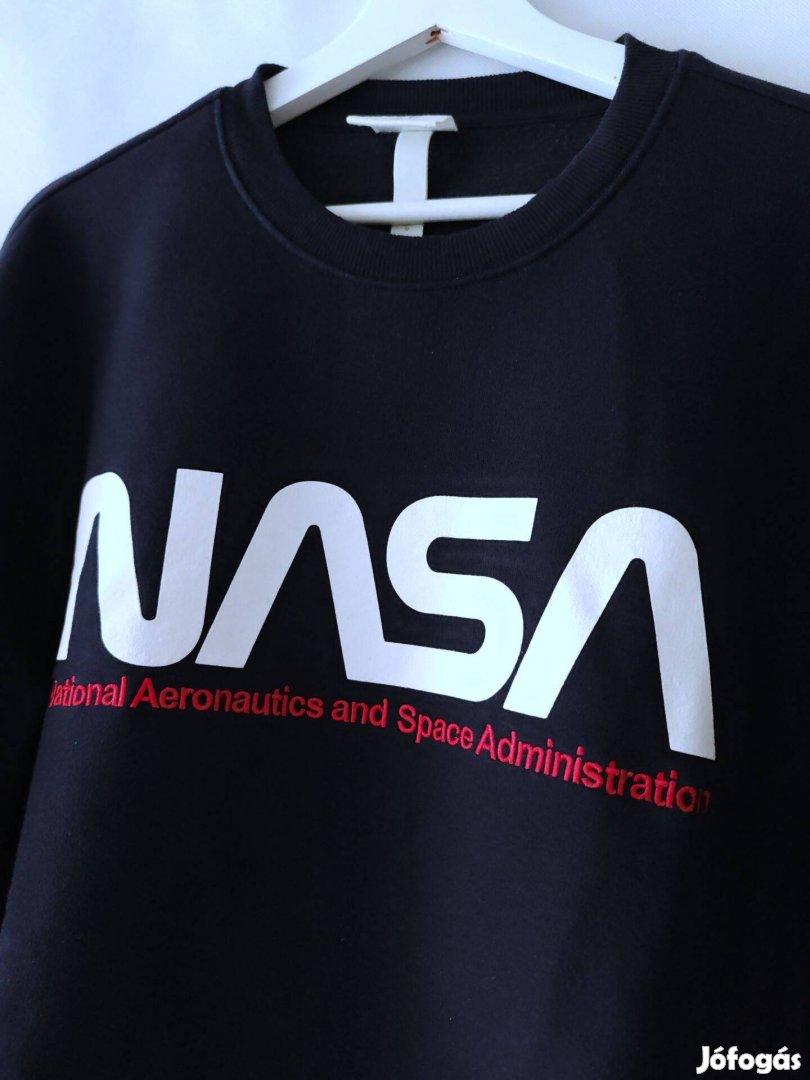 NASA H&M uj állapotu férfi pulcsi