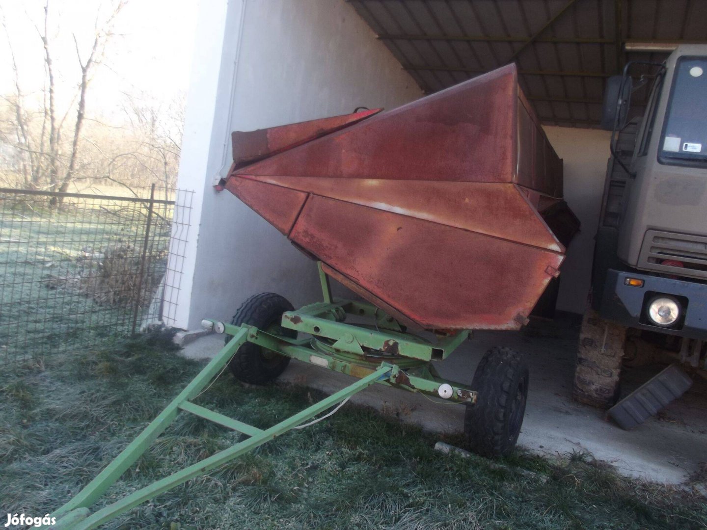 NAS 1255 napraforgó adapter eladó