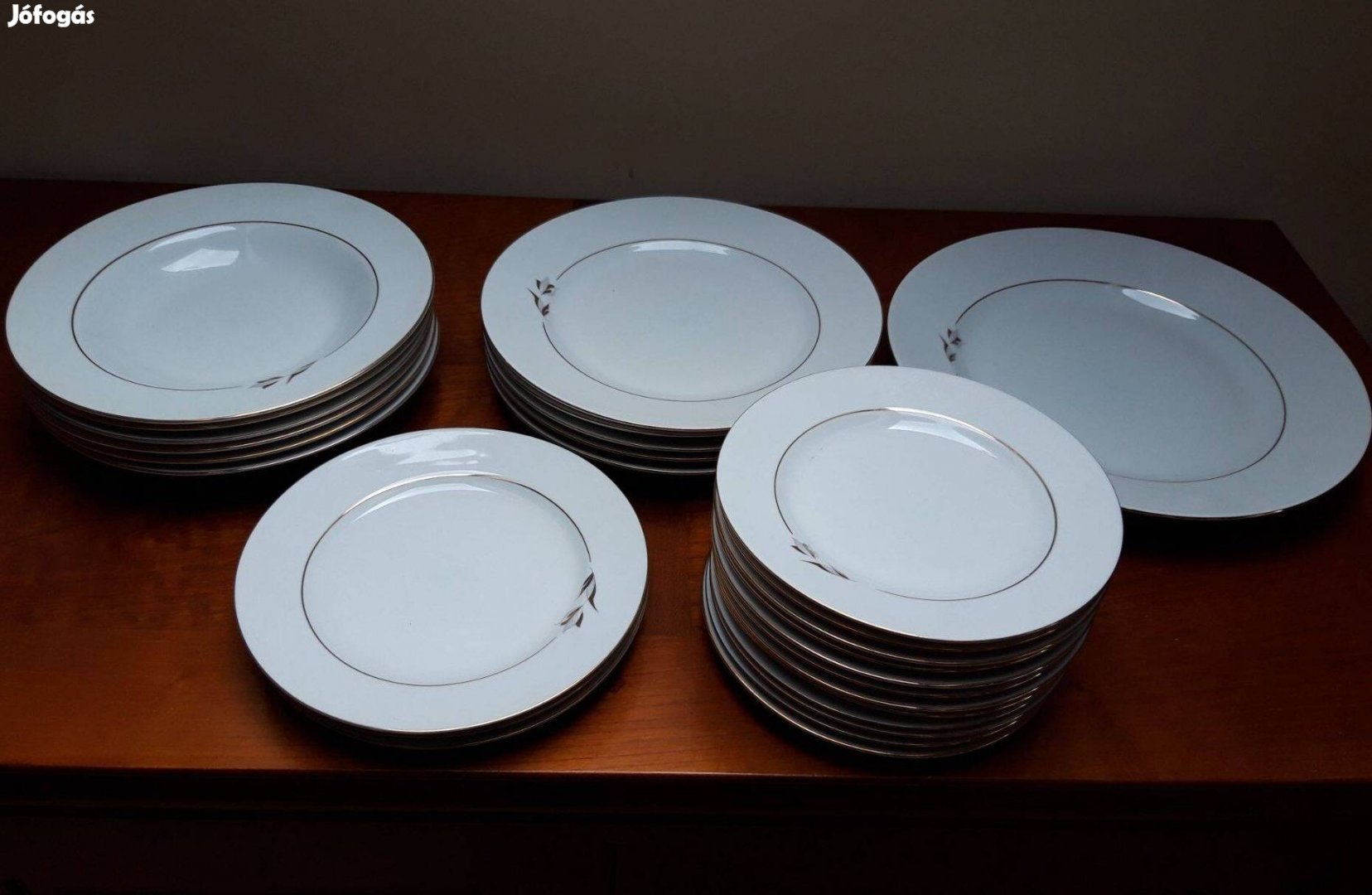 NDK 27 részes Ilmenau porcelán tányér készlet