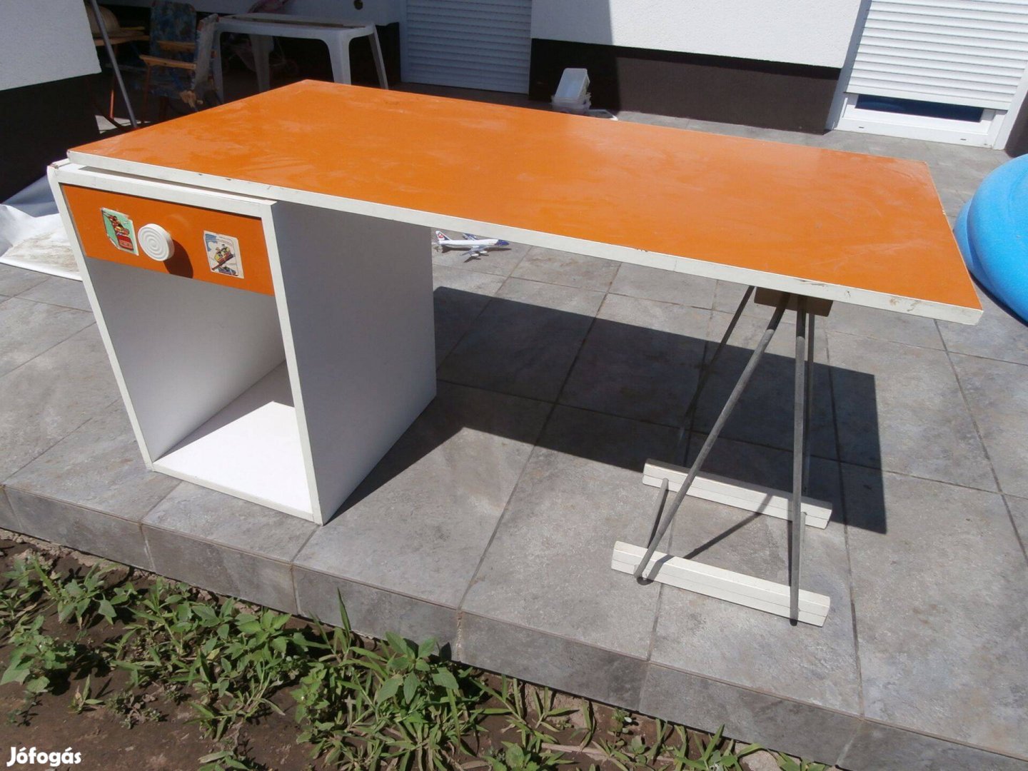NDK-S Retro 120x60-as gyerek iróasztal 30.000Ft-ért