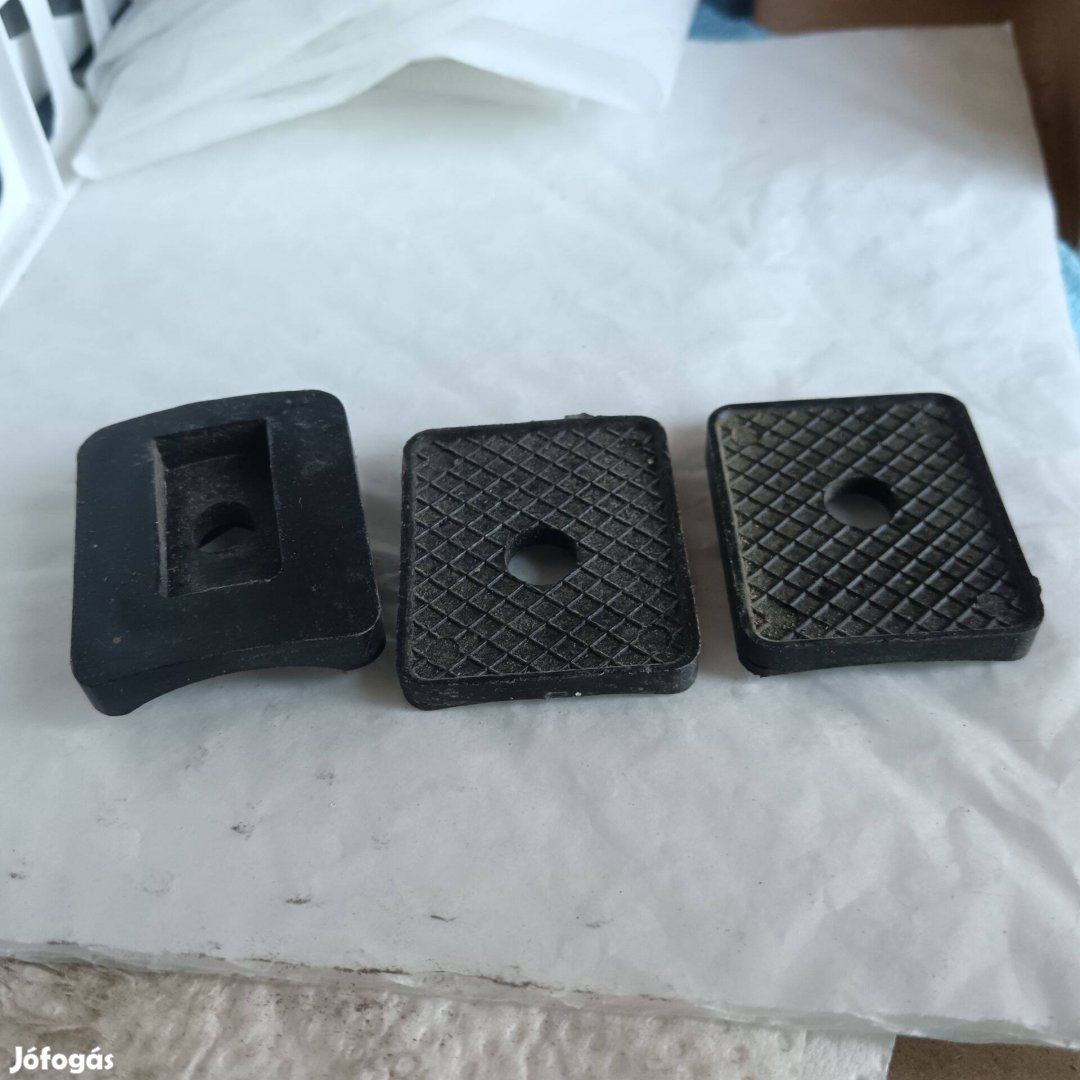 NDK ködlámpa -tolatólámpa állító -alátét gumibak készlet