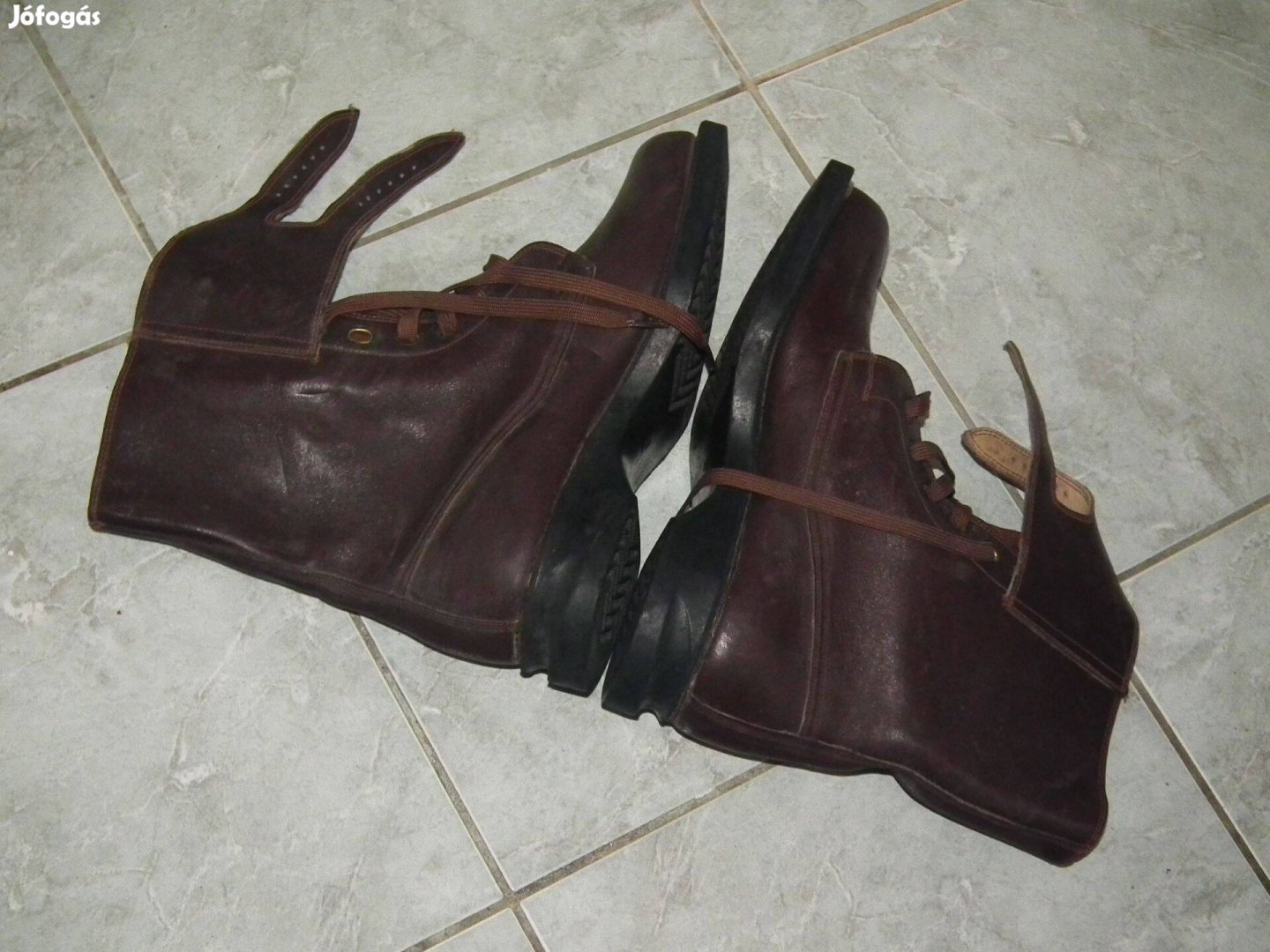 NOS magyar surranó katonai bakancs 42 -es nr.20