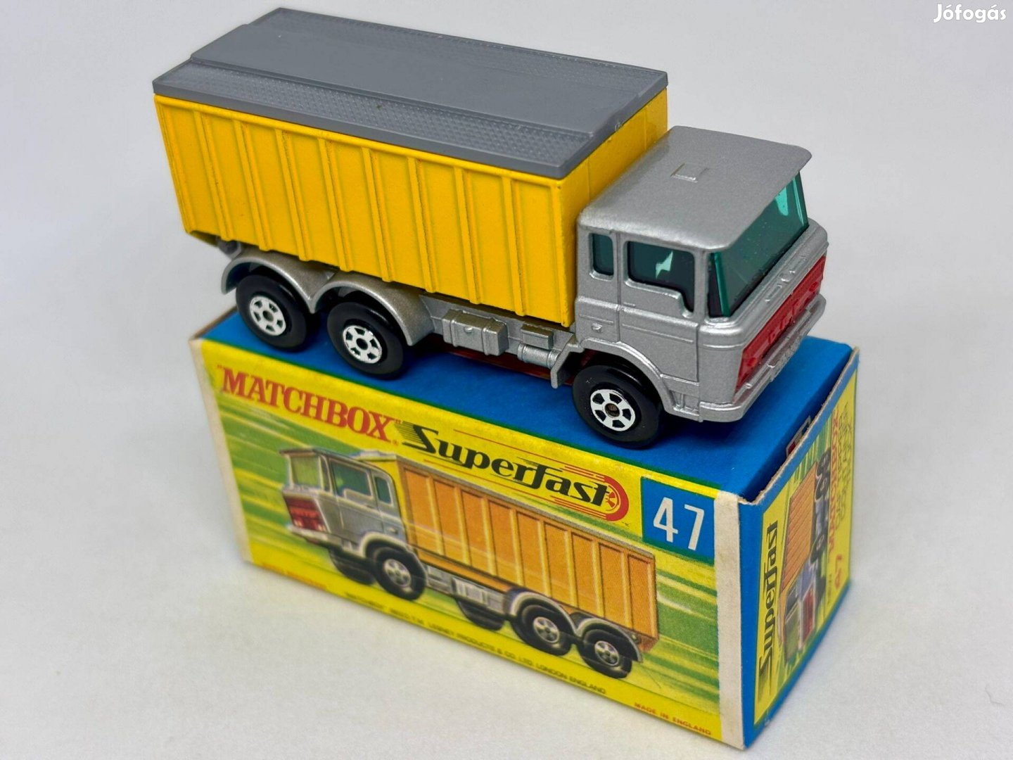 NR47 Matchbox Superfast DAF Container Truck (régi bolti készletből)