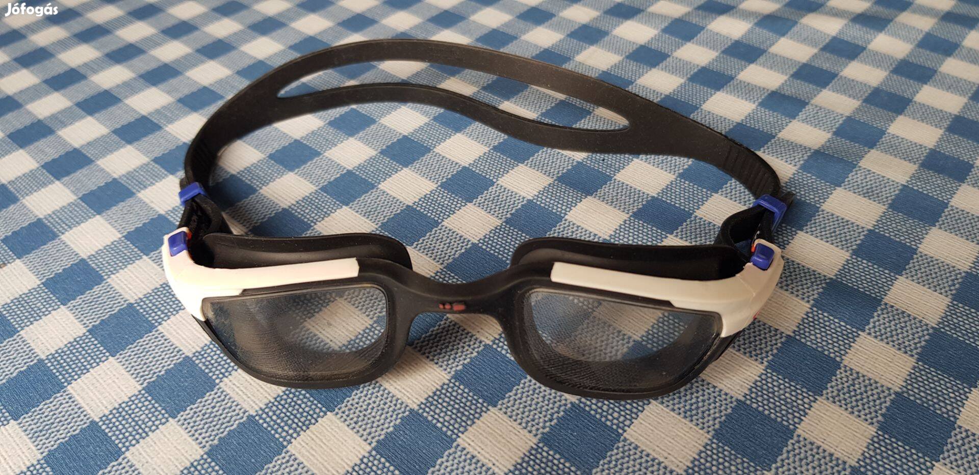 Nabaiji úszó szemüveg