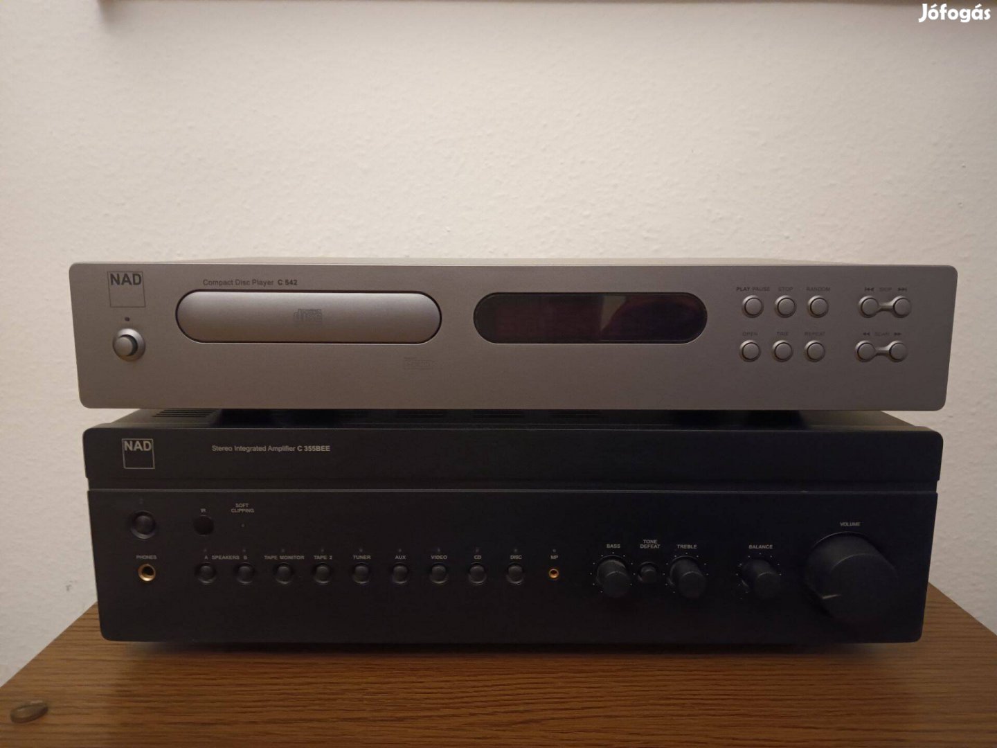 Nad C542CD lejátszó, C355Beentegrált erősítő