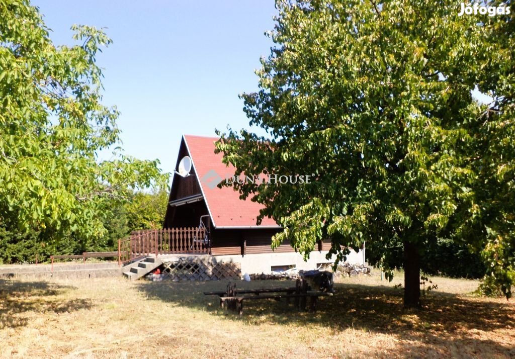 Nadapi eladó 72 nm-es ház