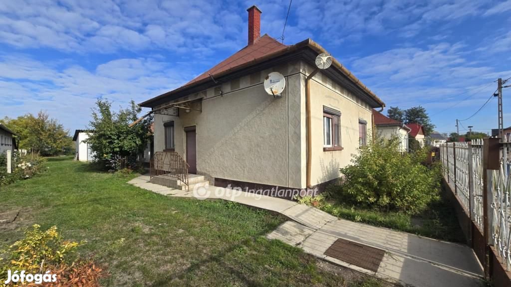 Nádudvari eladó 65 nm-es ház