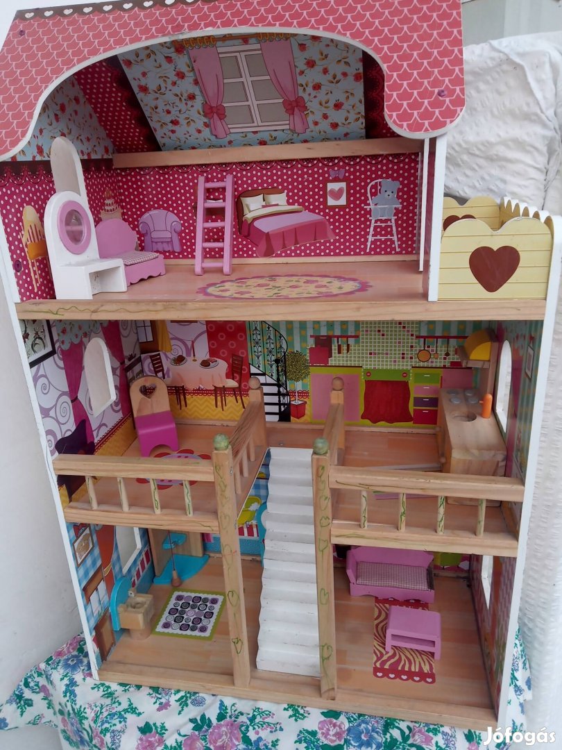 Nagy Rózsa szín baba ház eladó