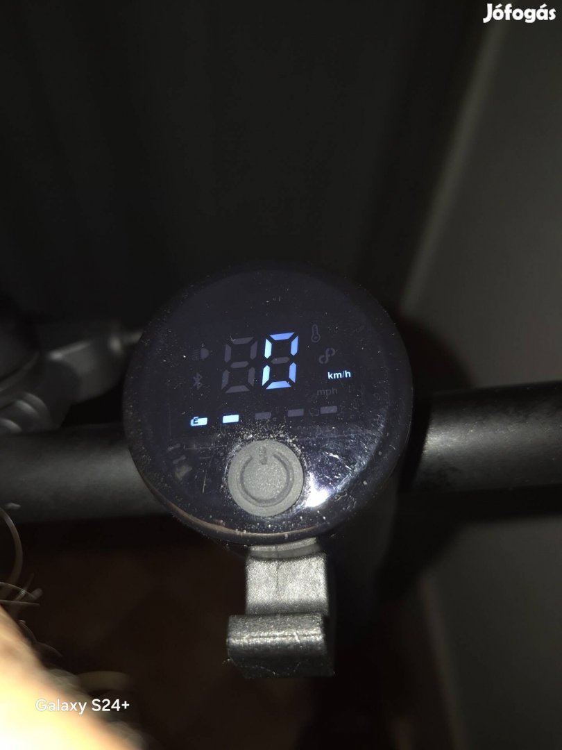 Nagy kerekek! Svájci minőség!