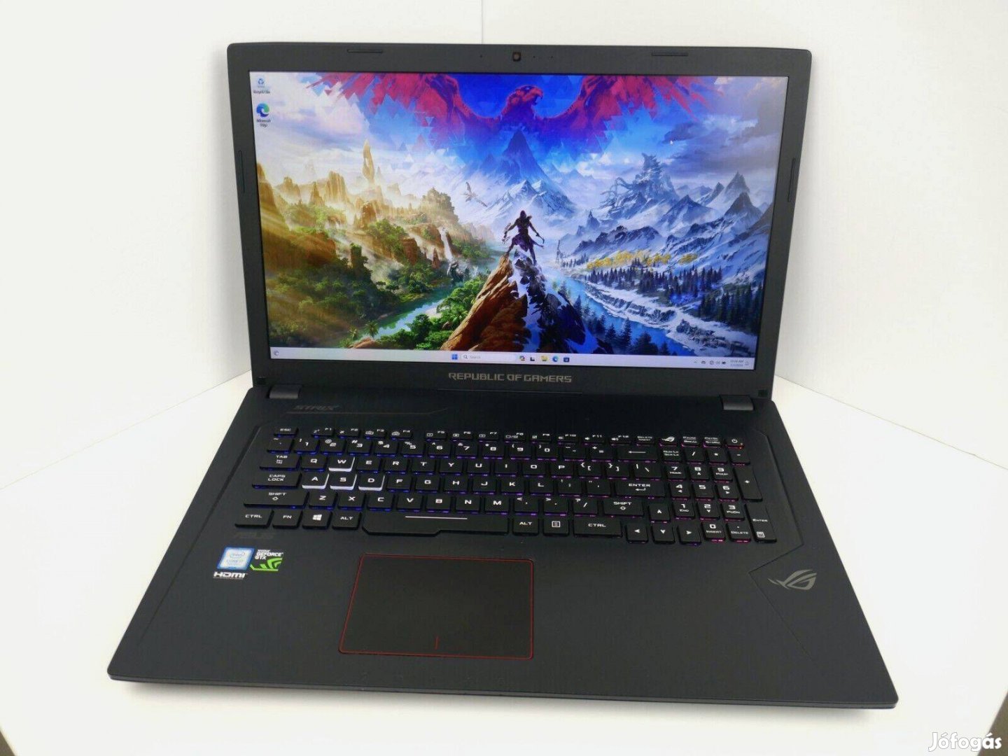 Nagy kijelzős erőmű Asus rog laptop eladó 256GB SSD + 1TB HDD