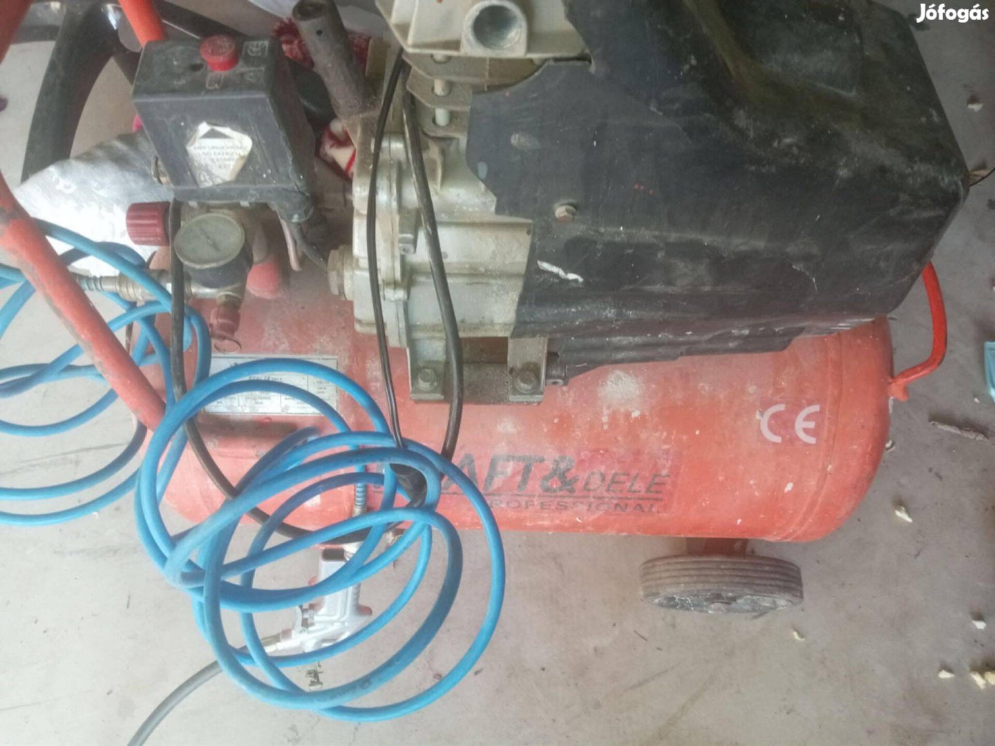 Nagy kompresszor 50l eladó