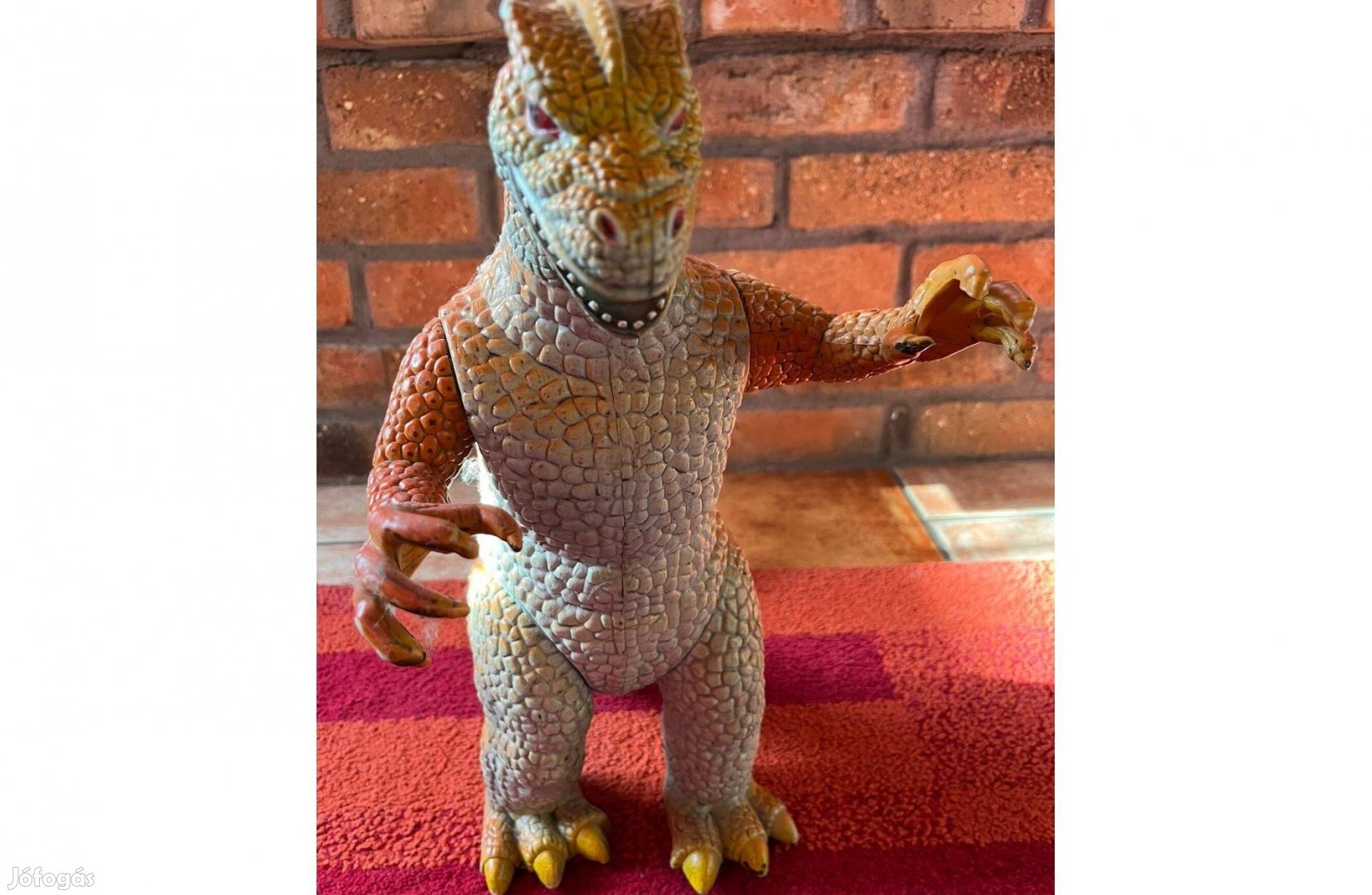 Nagy méretű Godzilla figura