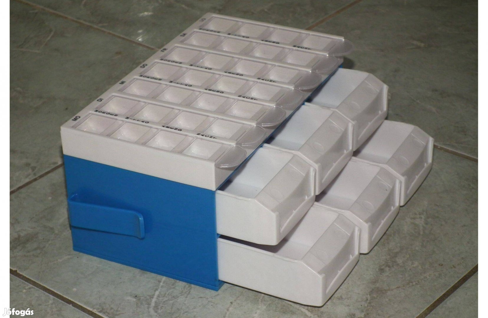 Nagy méretű Pillbase Basic gyógyszer adagoló és gyógyszer tároló