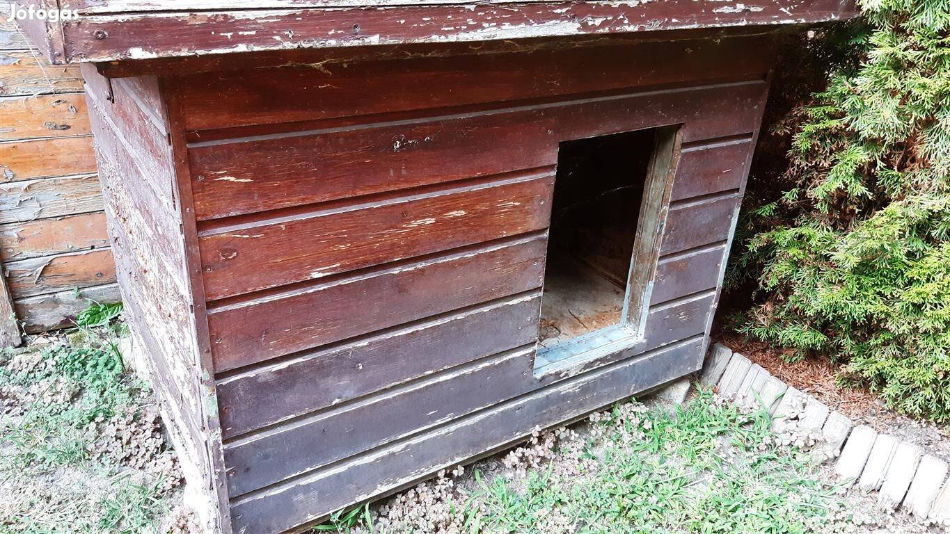 Nagy méretű, szigetelt kutyaház eladó