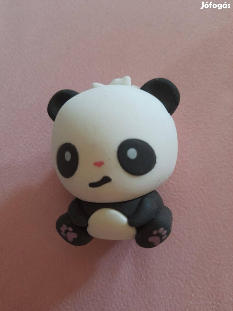 Nagy méretű baby panda radír