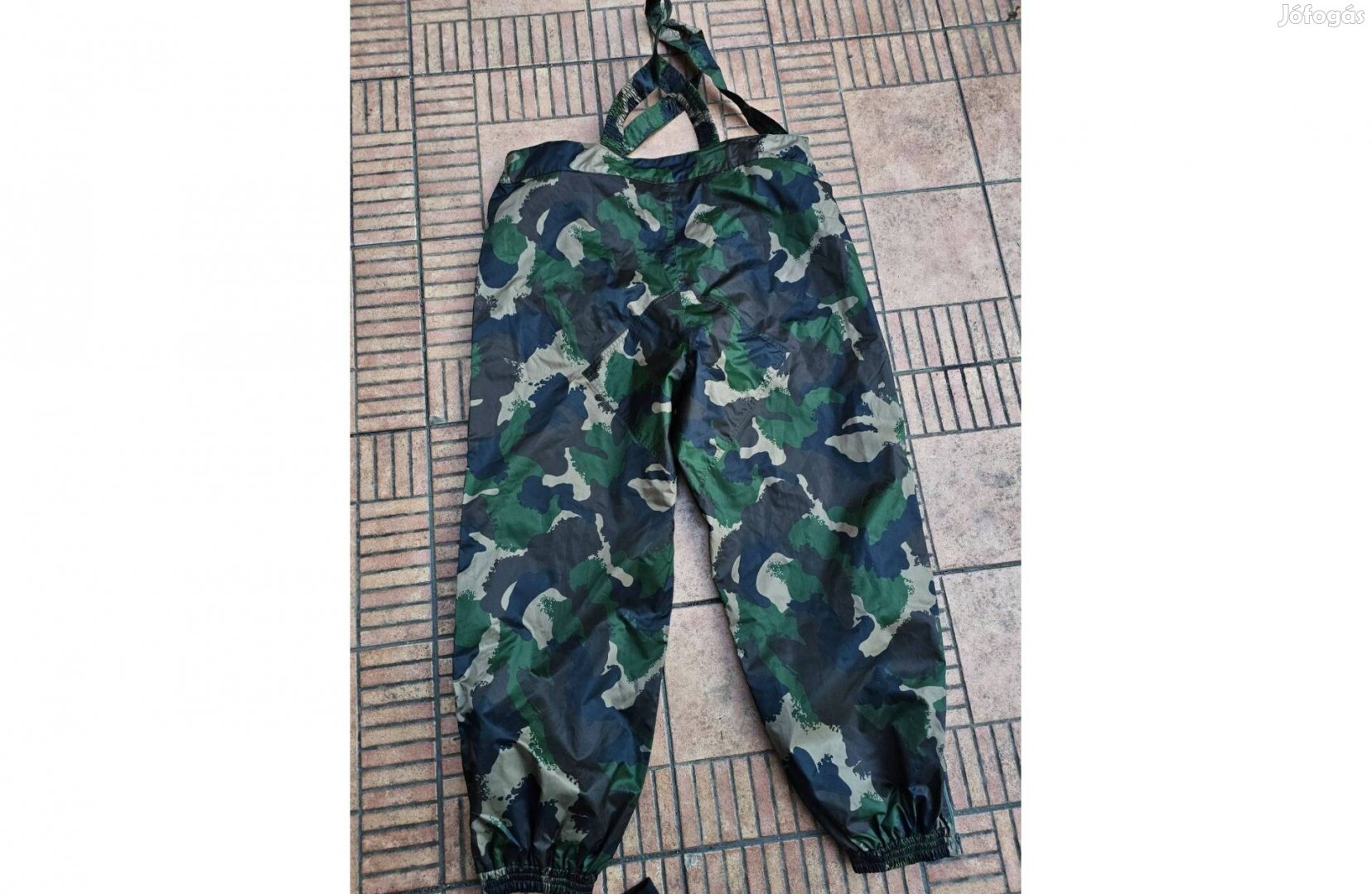 Nagy méretű horgász terepmintás vízálló katonai vadász