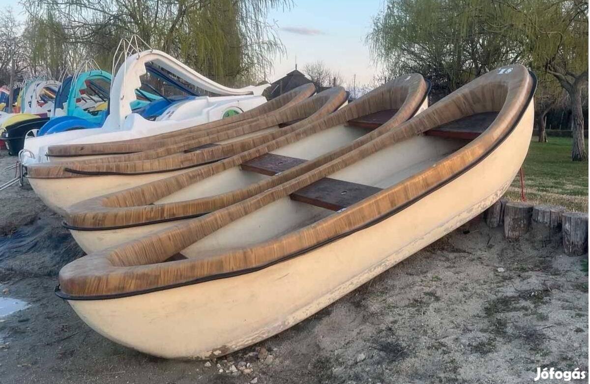 Nagy méretű kenu eladó