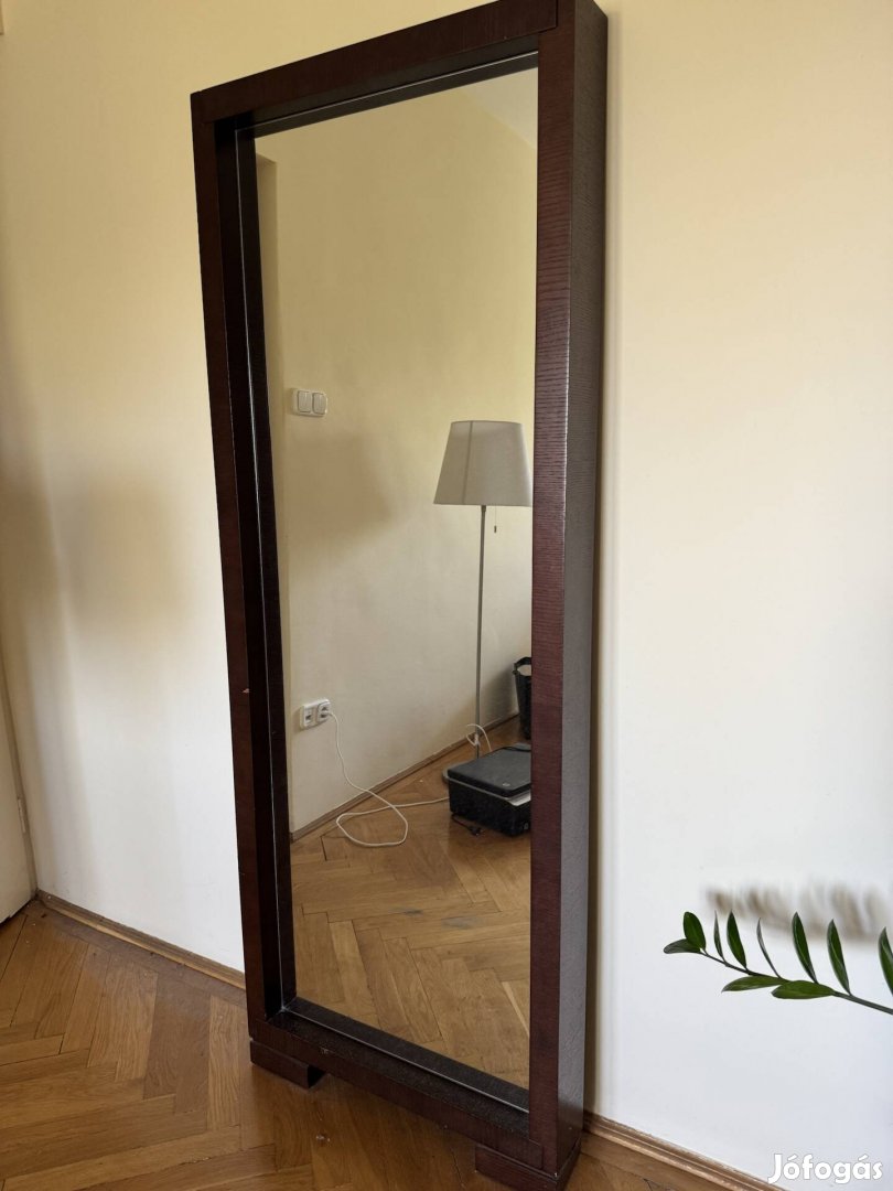 Nagy méretű,masszív tőmör fa tükör