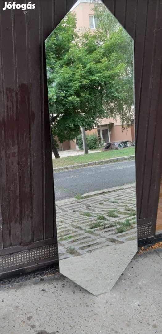 Nagy méretű tükör