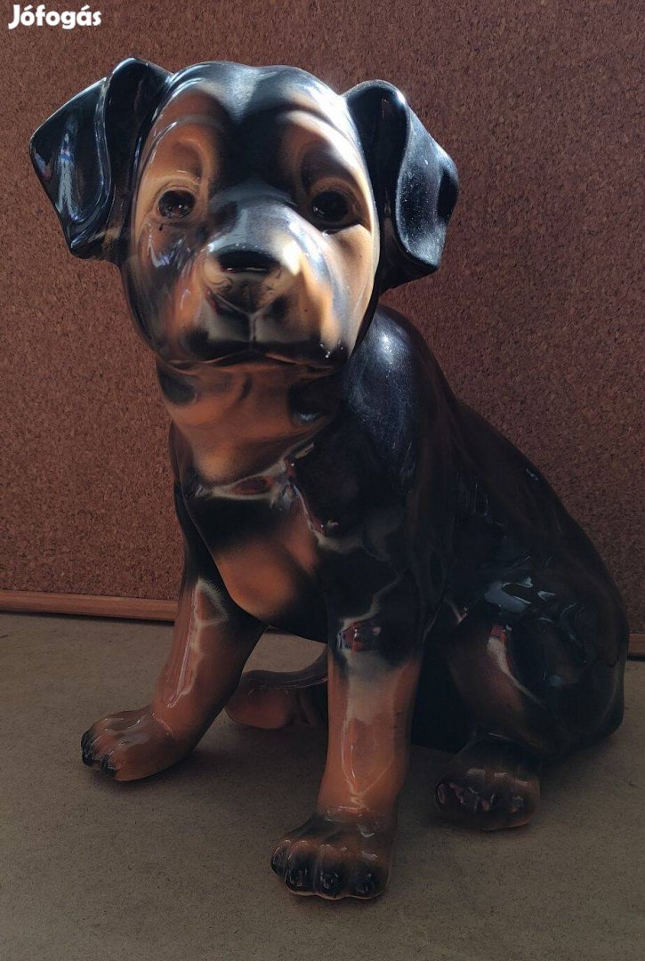 Nagy porcelán kutya (rottweiler) kedvező áron!