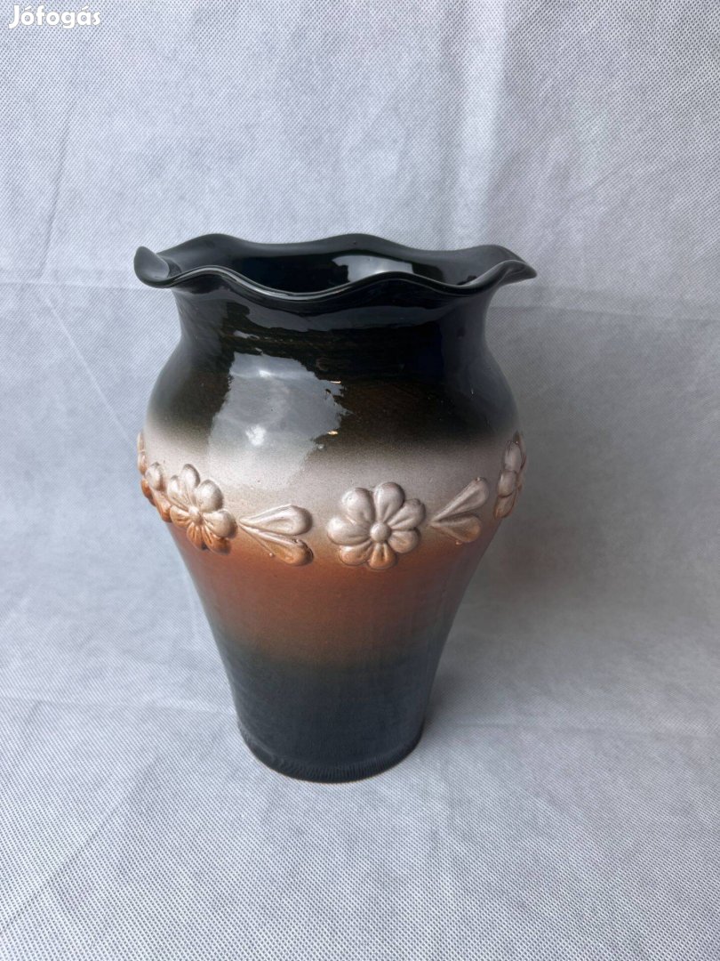 Nagy porcelán váza