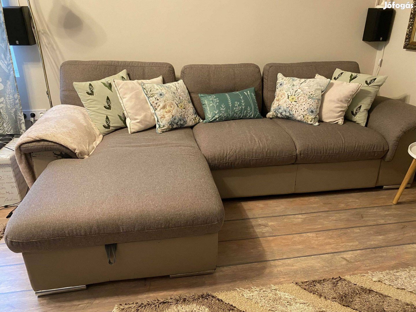 Nagy sarokkanapé, ágyazható, ágyneműtartós 280158