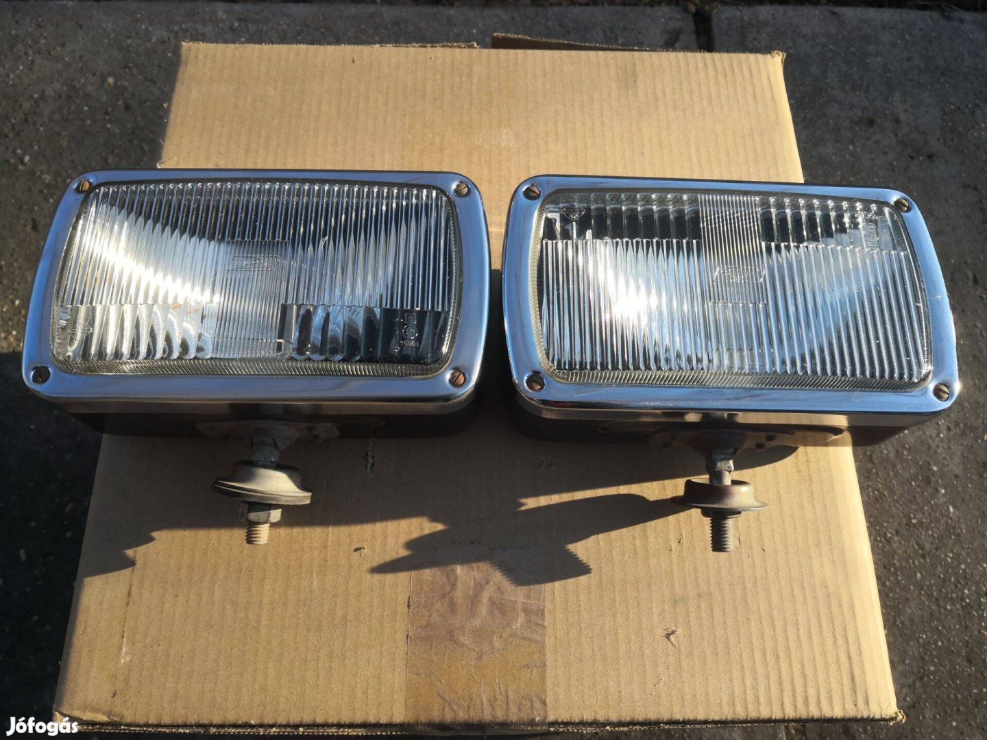 Nagy téglalap alakú ködlámpa