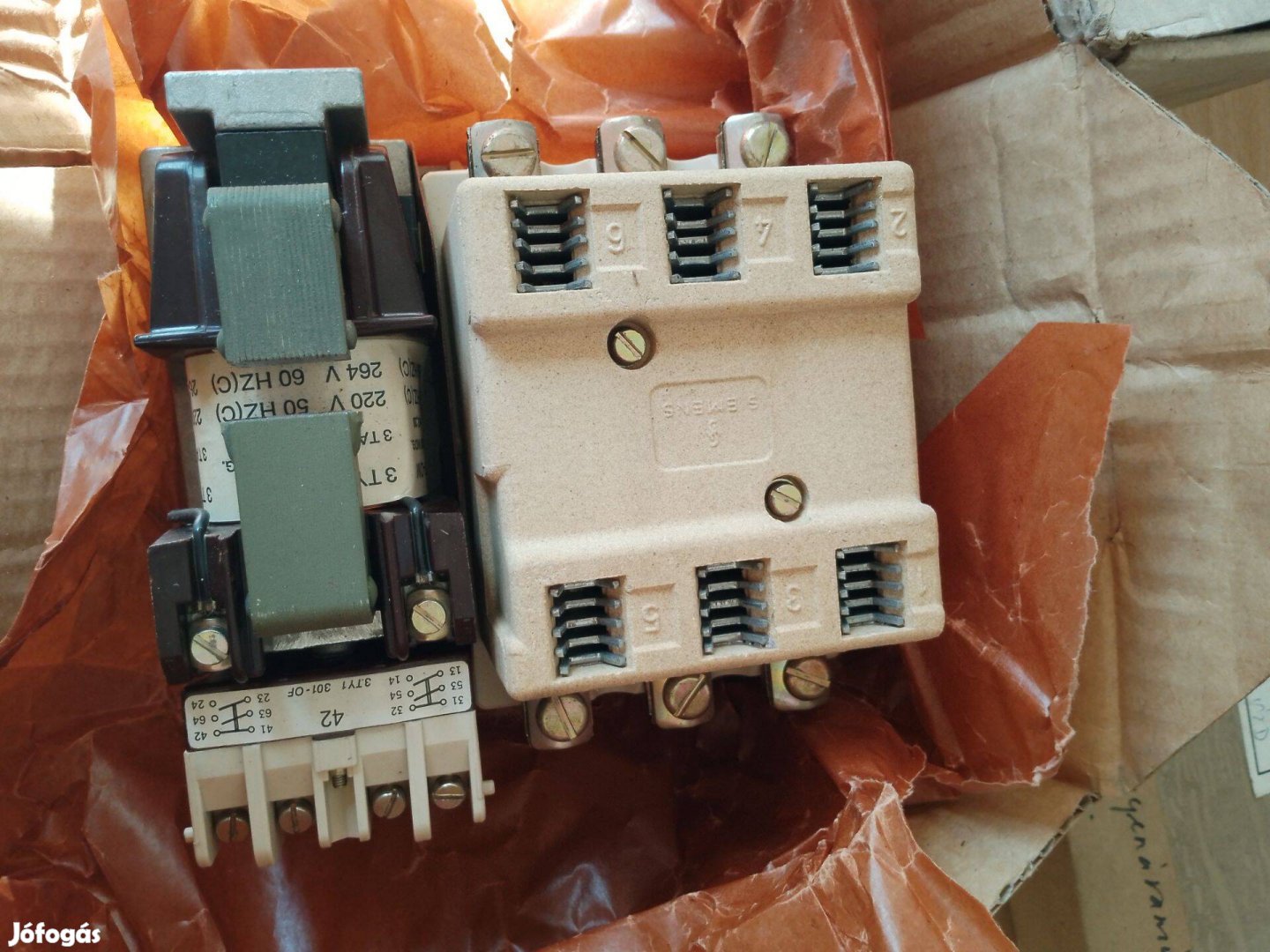 Nagy teljesítményű mágneskapcsoló