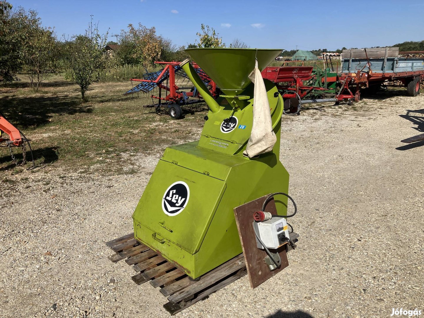 Nagy teljesítményű terménydaráló 5,5 kw megkímélt 