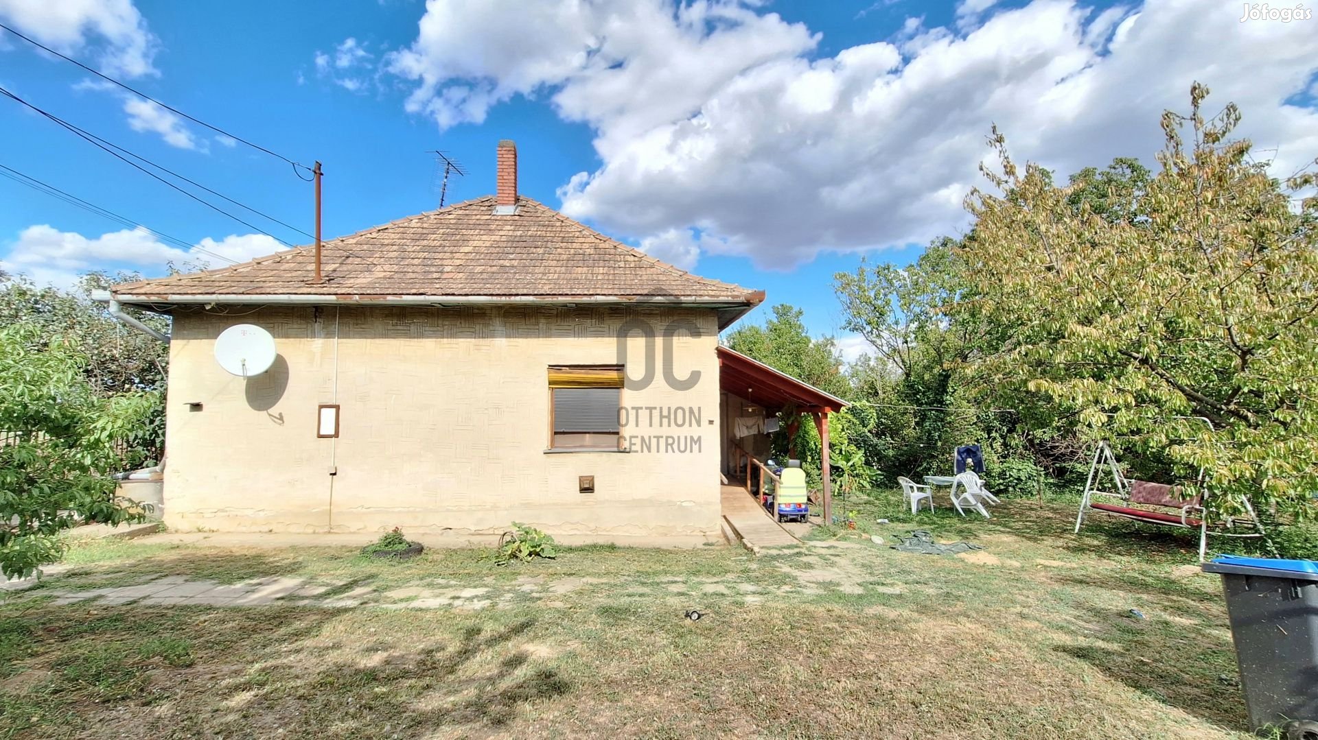 Nagy telkes, téglaépítésű családi ház eladó Fácánkertben!