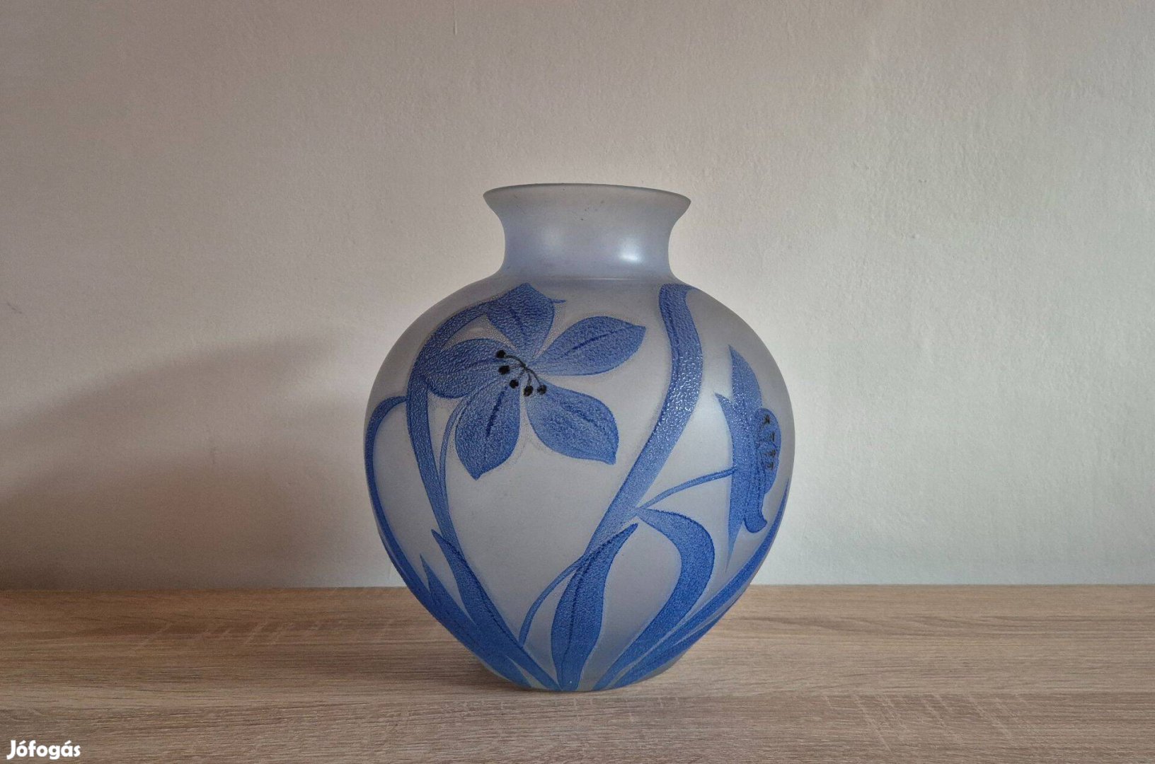 Nagy üveg váza kézzel festett liliom